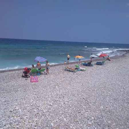 Meltemi Beach Apartments Милатос Экстерьер фото